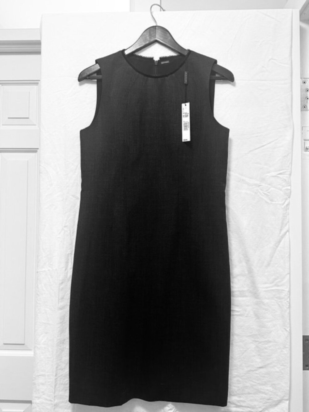 Tahari Dark Gray Sz 8 Dress - Never Worn - Tags Attached
